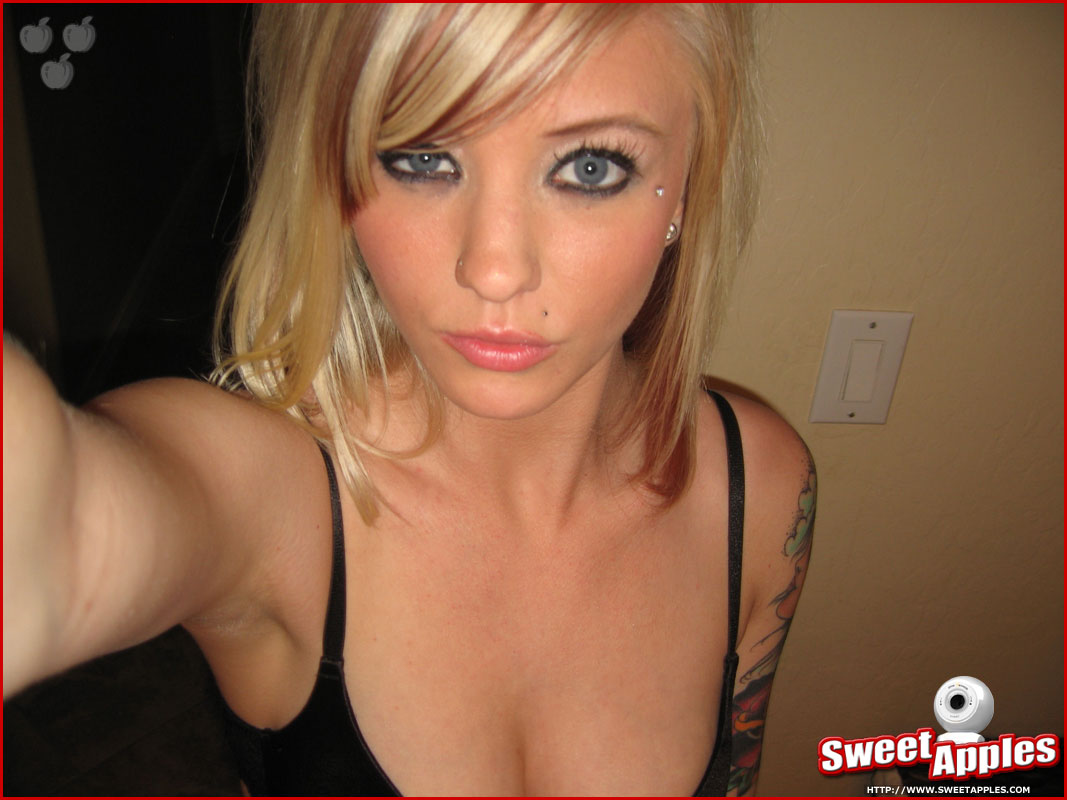 Free Blonde Scene Girl Porn