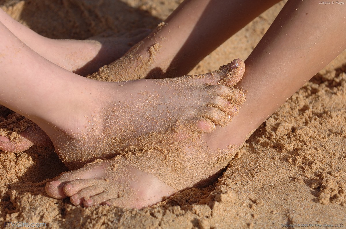 Lesbians on the beach hardcore