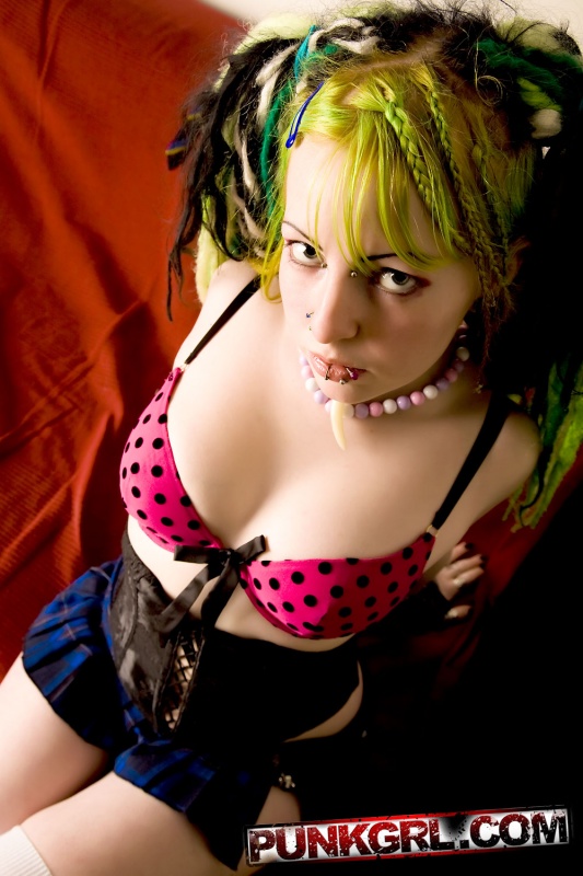 Punk Grl Phexxie Bizarre Dreadlock Download